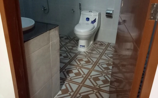 AV7 Guest House