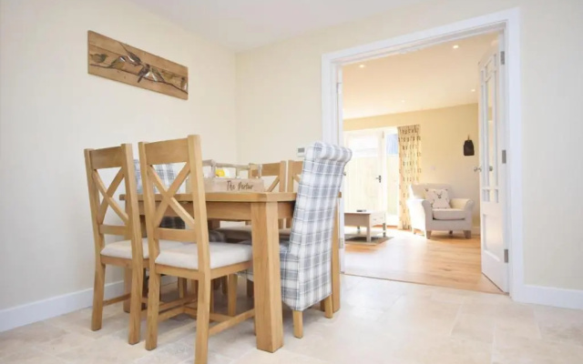 The Parlour , Emsworth