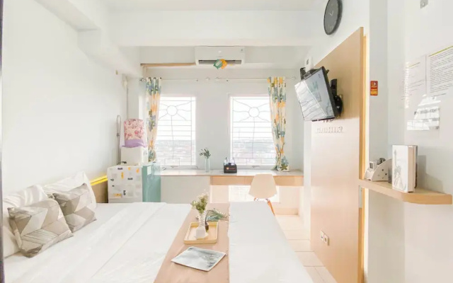 Comfy And Tidy Studio At Patraland Urbano Apartment