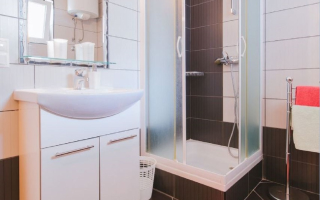 Apartment Mari - sea view apartments: A1 Borna Nemira, Riviera Omis