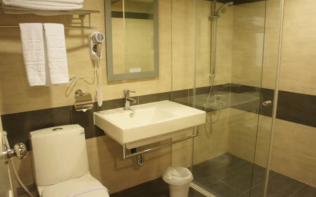 Taichung One Hotel