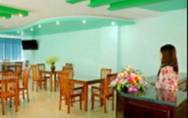 Hoang Du Hotel
