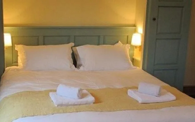 Waters End Farm B&b