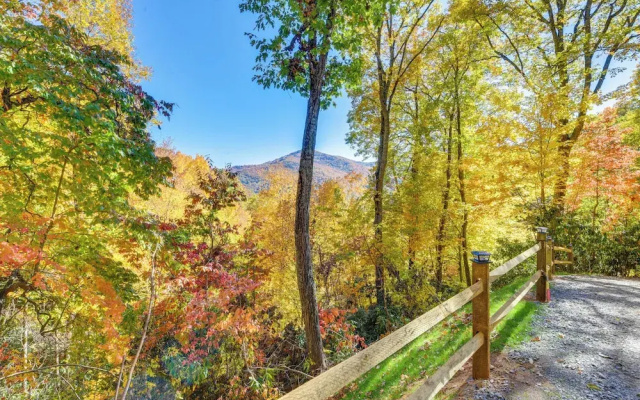 8 Mi to Skiing: Porch w/ Fireplace + Mtn Views!