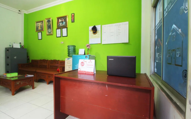 OYO 1804 Guest House Oema'h Opa