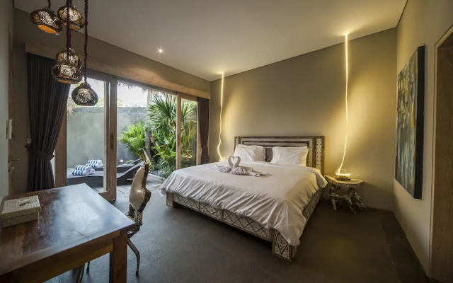 3BRLuxury Villas Merci Resort Seminyak 2