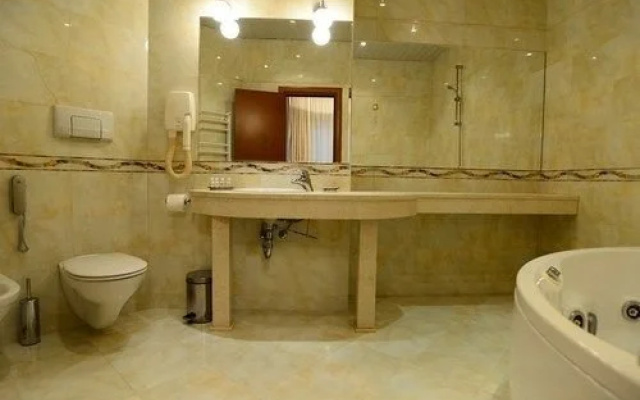 Fulong Hotel - Harbin