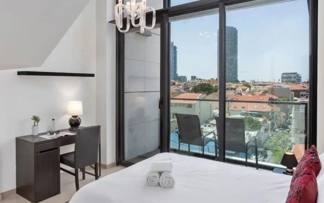 Deluxe Loft 2BR White City by HolyGuest