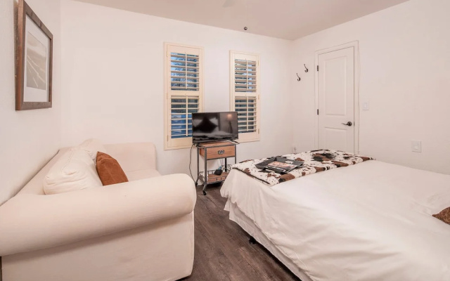 Casa Azul 4 BR by Casago