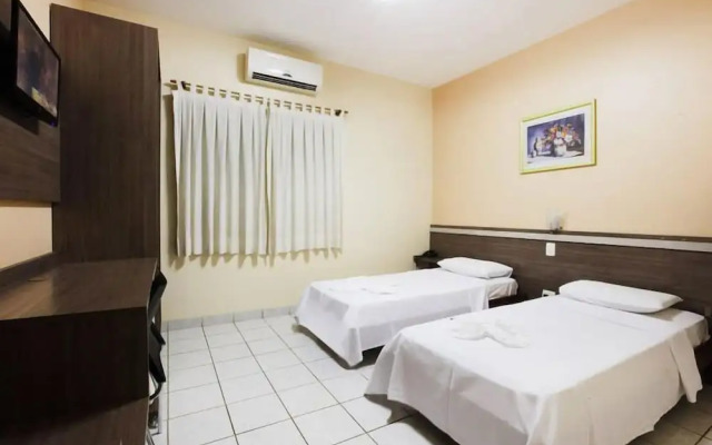 Augustus Hotel