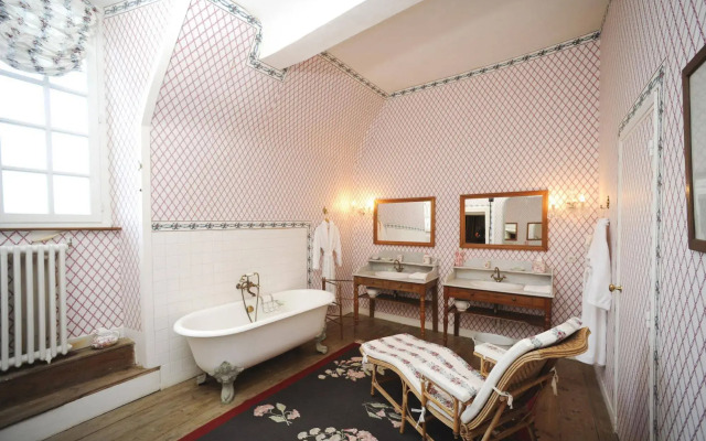 Chateau de Canisy