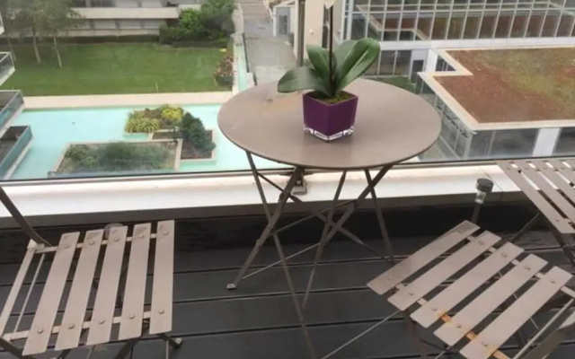 Apartment Rue Claude Terrasse