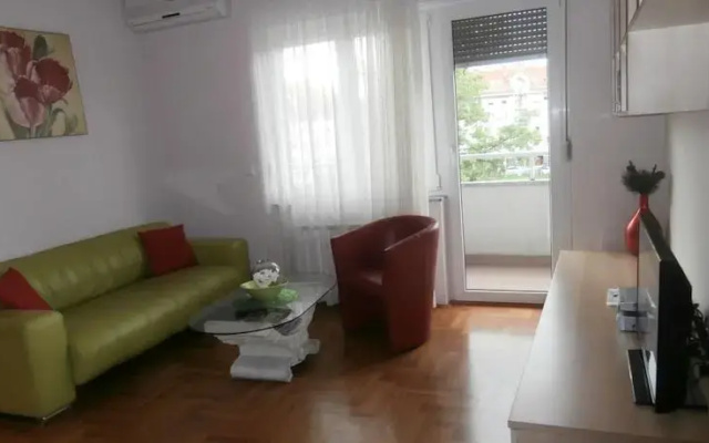 Apartment Dena