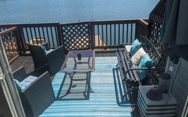 Luxury Charleston Waterfront Getaway