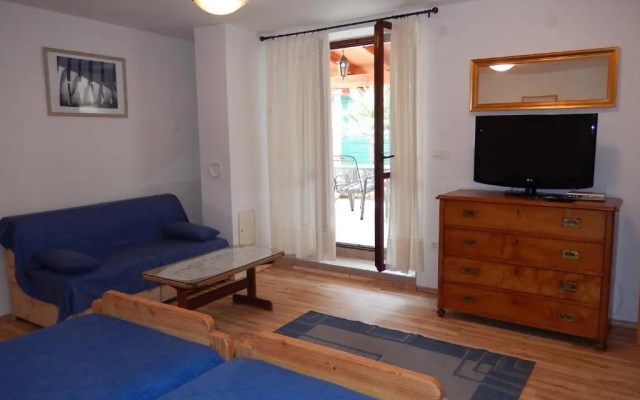 Apartments Brščić