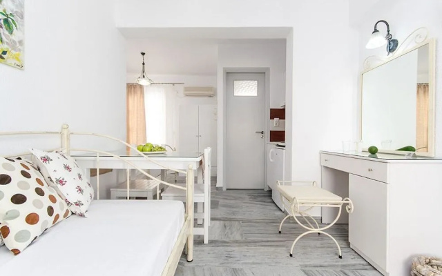 Naxos Dream Aphrodite Studios