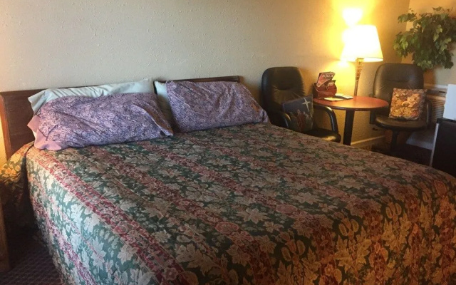 Rustic Motel Rolla