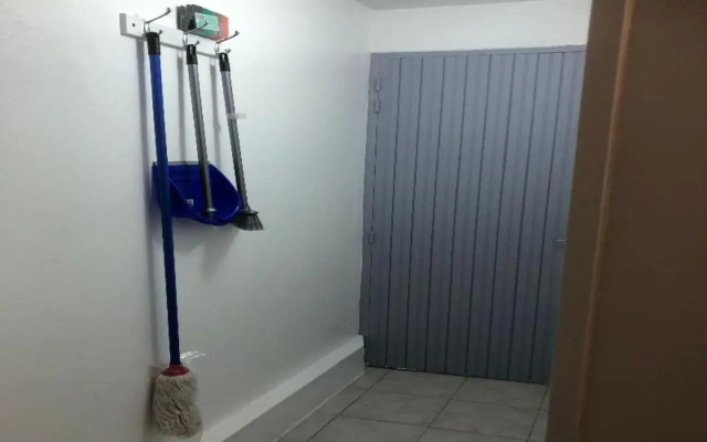 Location D'un Studio (Adults Only)