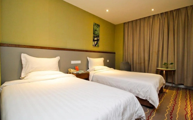 7+1 Business Hotel Hefei