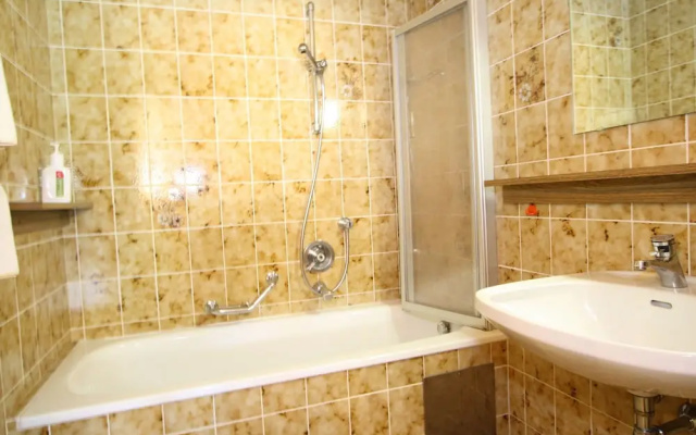 Beautiful Apartment Near Ski Area in Hinterglemm
