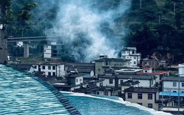 Dali songyun cliff mid Mountain Resort