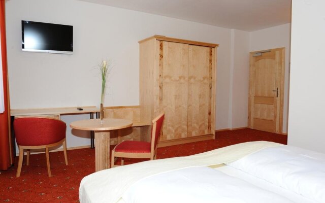 Hotel-Gasthof-Fleischerei - Zur alten Post