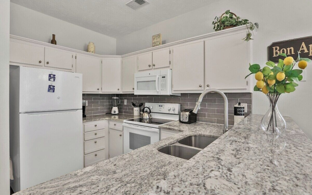 River Oaks 57B
