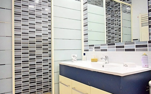Apartment - Travel and Holidays La Vina
