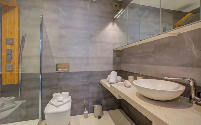 Lugano Lake View Villa w. Private Pool