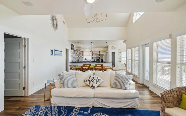 A Time to Lime by Ryson Vacation Rentals