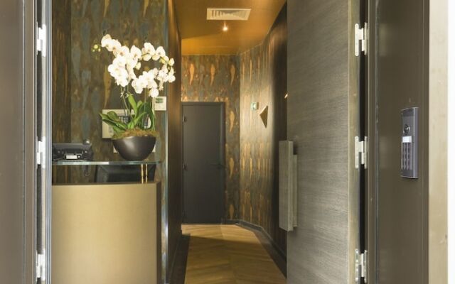 Отель Alberginn Suites Rivoli Les Halles Париж вид на фасад