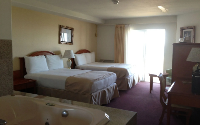Pacifica Beach Hotel