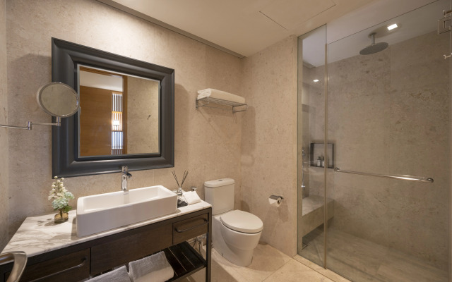 Lanson Place Bukit Ceylon