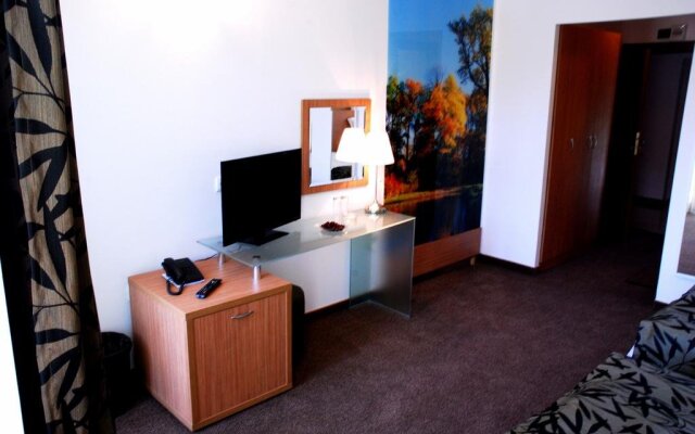 Green Hisar Hotel