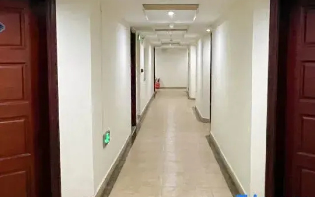 Shenlan Holiday Apartment(Yangjiang Hailing Island Dajiaowan Water Park)