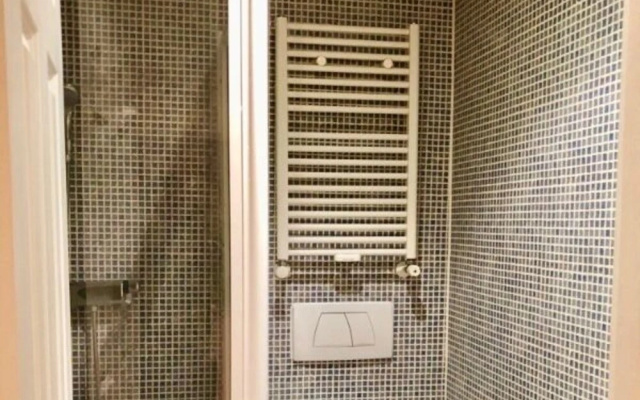 HFS Studio Next To Hydepark L11