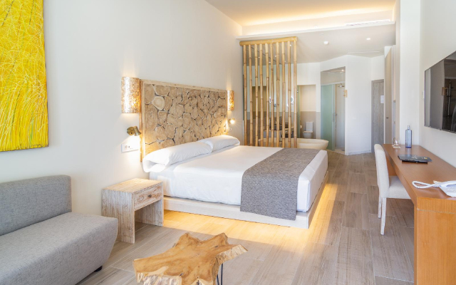 Hotel Zahara Beach by Q Hotels
