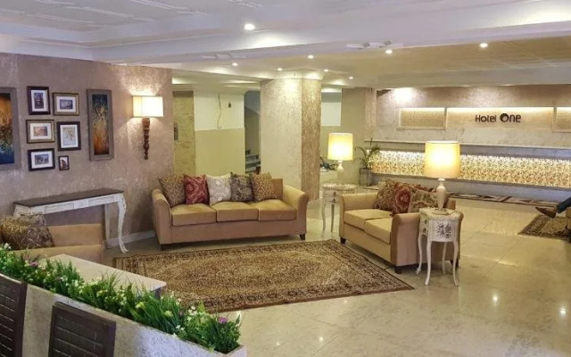 Hotel One Mall Road Murree