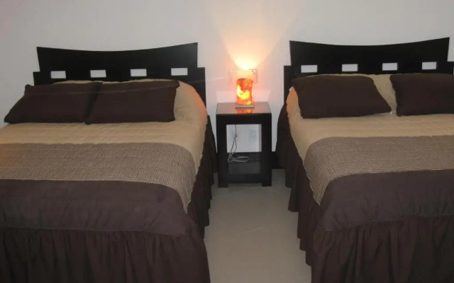 Bay View Grand Marina 1605 Sur