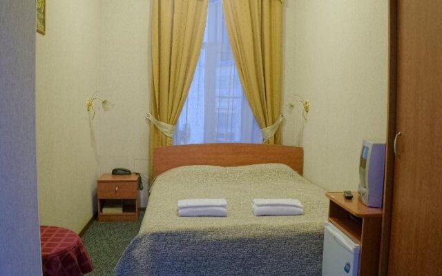 Отель Амулет на Большом проспекте