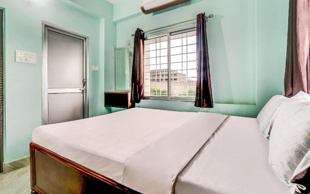 Hotel Ashish Kiran by OYO Rooms