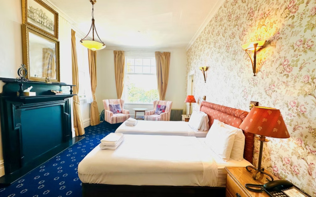 The Esplanade Hotel