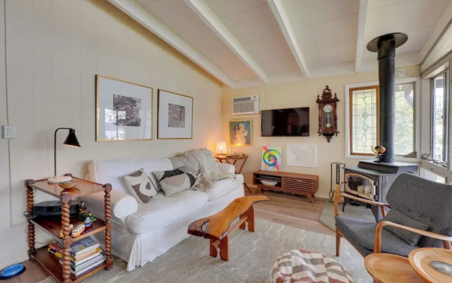 Waterfront White Lake Vacation Rental!