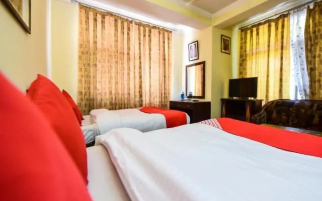 Anand Palace Hotel