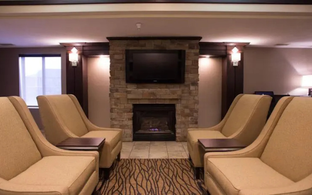Holiday Inn Express Hotels & Suites Topeka