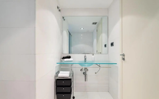 Plaça Catalunya Luxurious 2bedroom with balcony