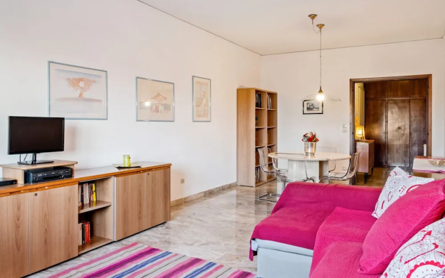 San Carlo Luminous Apartment