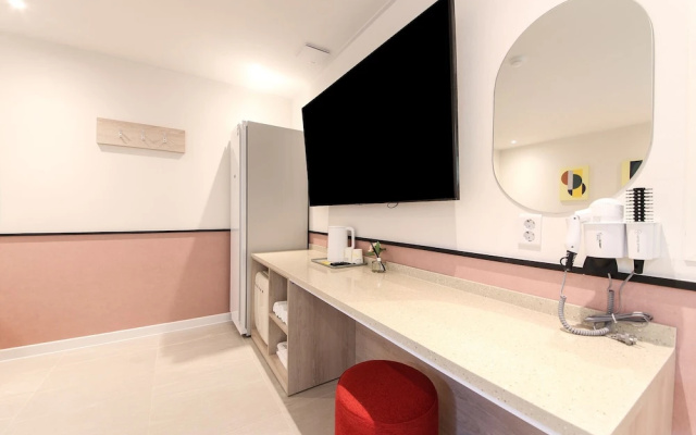 Hotel Yeogiuhtte Jeonggwan
