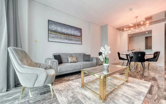 High-end Luxe Apt w Marina Views