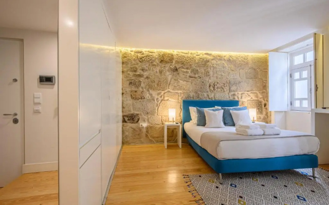 PWHC Miragaia Apartments